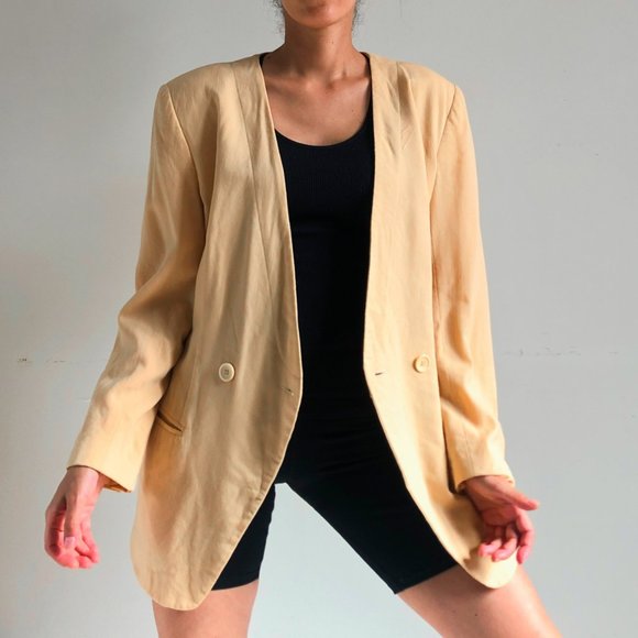 Vintage Ann Taylor cream 100% wool blazer - Picture 2 of 7